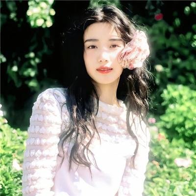 笼中女